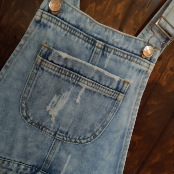 Size Small juniors DENIM Overalls - Picture 14 of 16